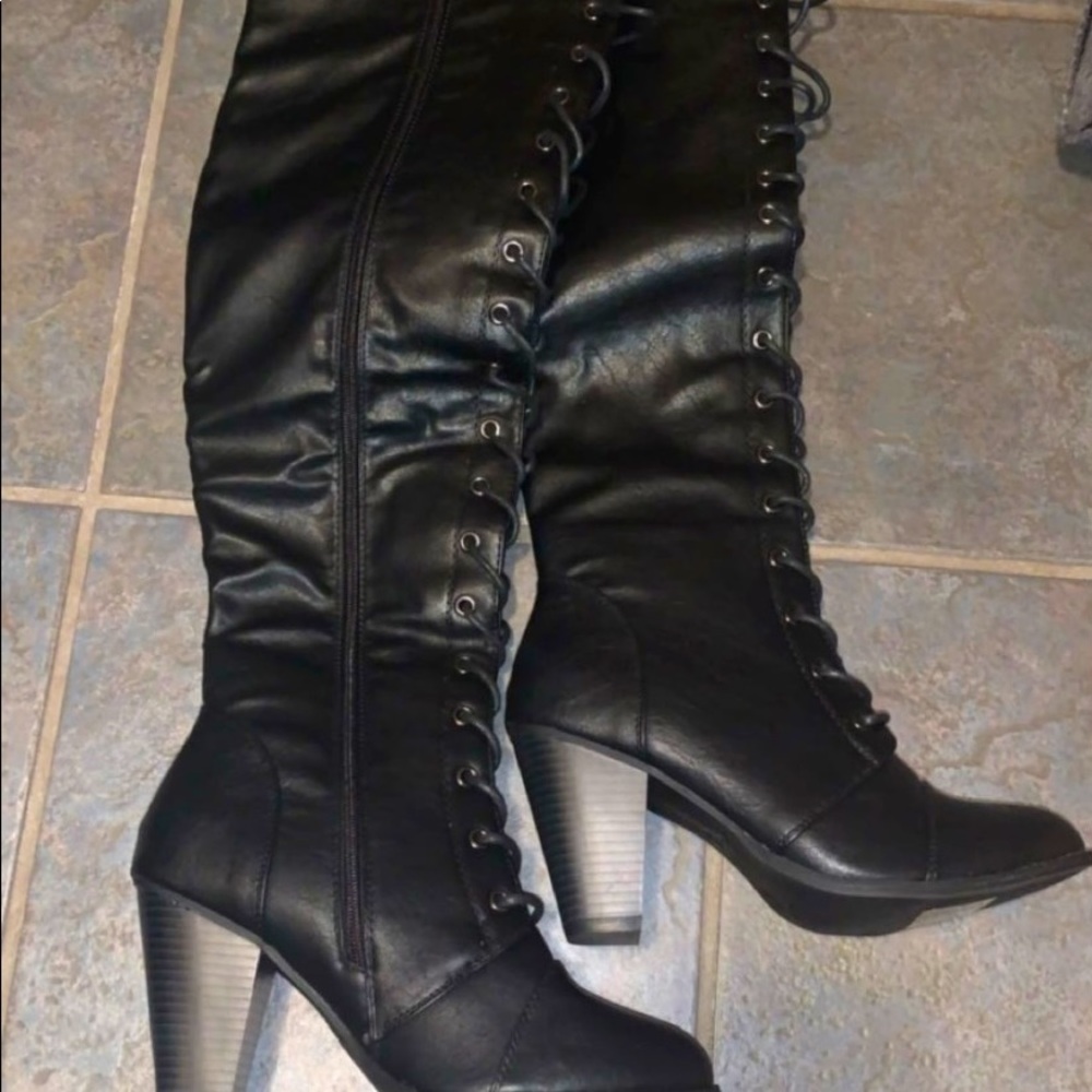 NWOT Over the Knee High Heeled boots